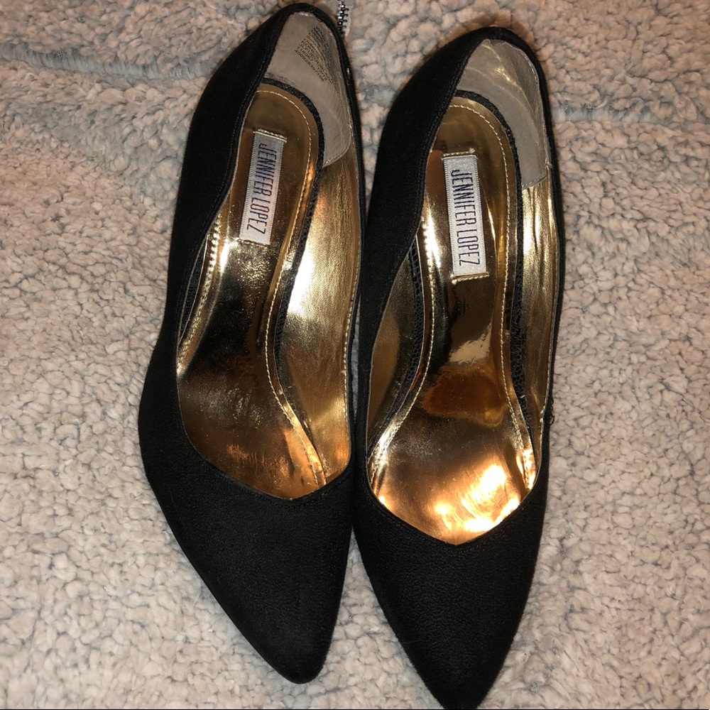 Heels - Picture 3 of 3